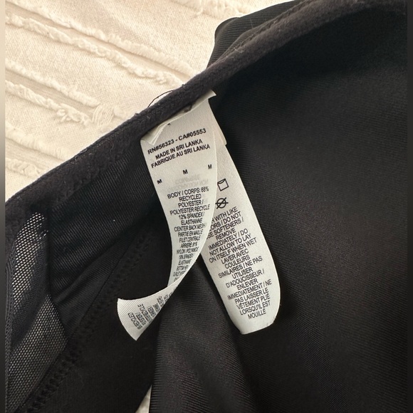 Nike Black Padded Sports Bra Size M - Picture 4 of 4